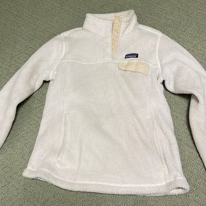 Cream Patagonia Pullover. Size Medium